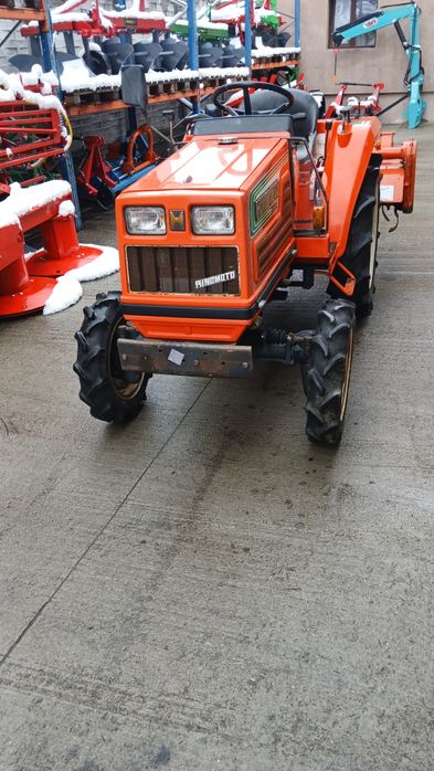 Tractor 20 cp Hinomoto Japonia.