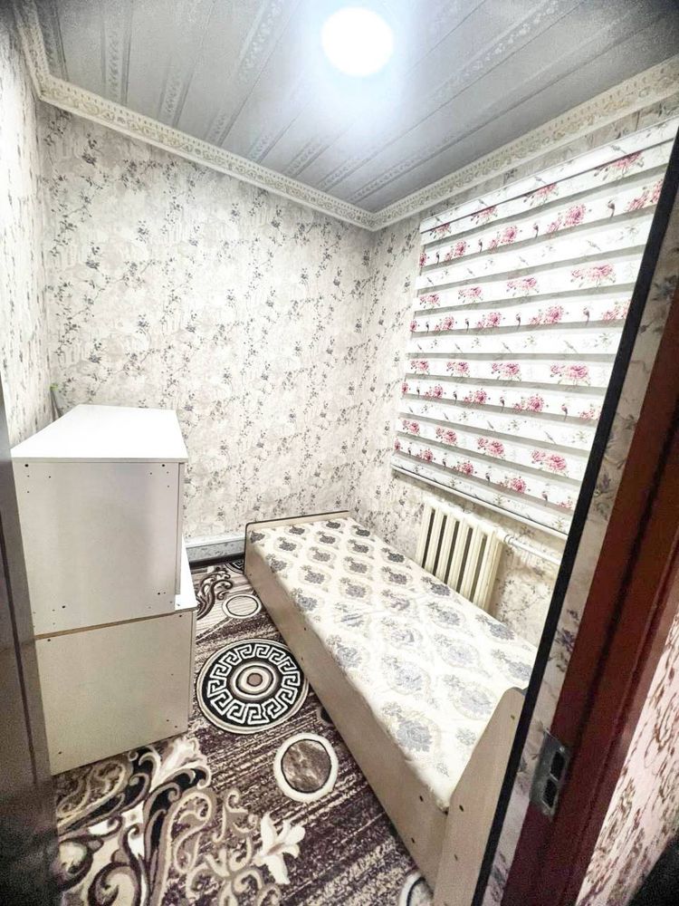 Продаётся срочно 2*3 комнатная квартира на Чиланзаре. 8-квартал.