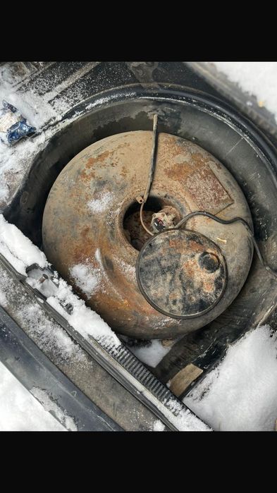 Продам газовый балон с краном