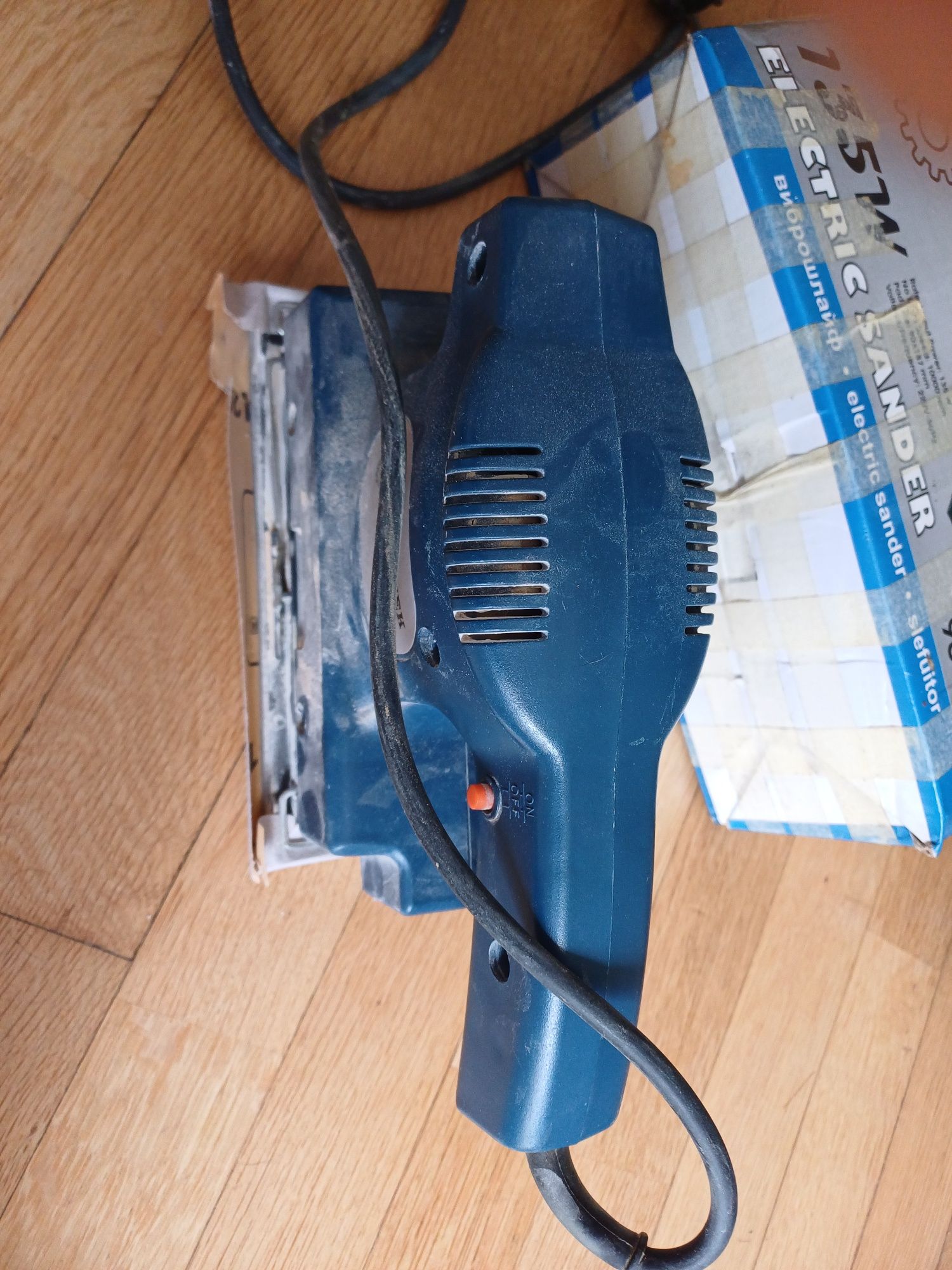 Виброшлайф powertech 135w