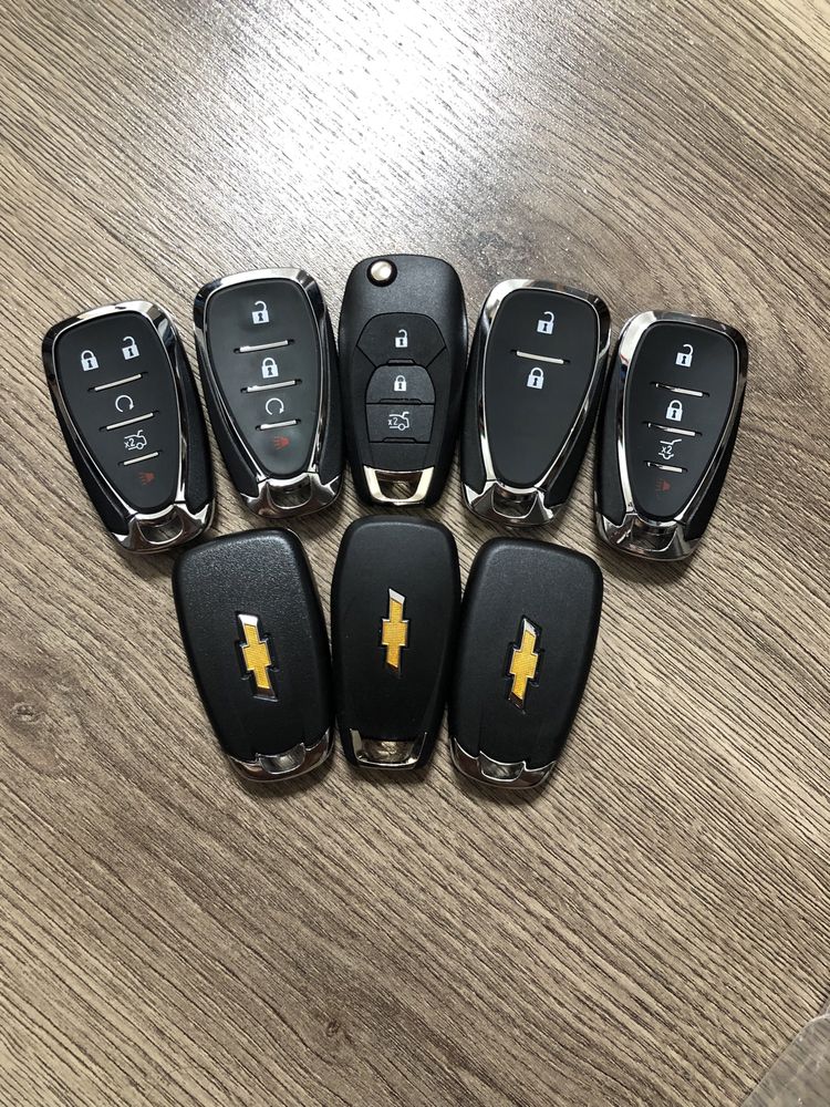 Пульт Chevrolet Malibu, Equinox, Tracker, Cobalt Monza ключ