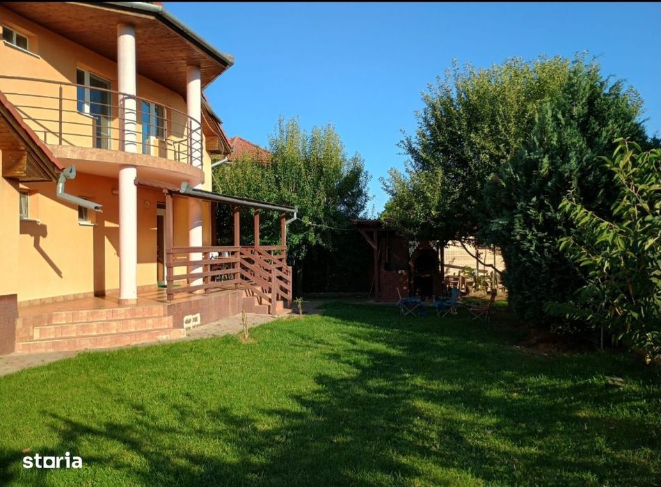 Casa, mobilată, pivniță, garaj, 220 mp,teren 600 mp,Sântana,Unirii