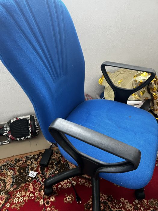 Кресло продам офисное бу