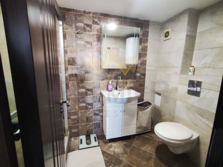 Дава се под наем Тристаен апартамент в Варна, ВИНС - 70 кв.м за 800 € - Снимка #8