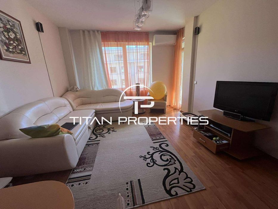 Дава се под наем Двустаен апартамент в к.к. Св.Св. Константин и Елена - 62 кв.м за 434 € - Снимка #1