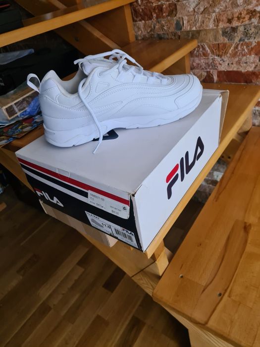 Fila adidași noi
