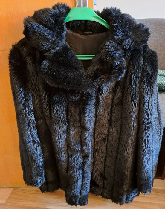 Haina blana artificiala