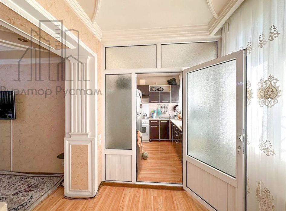 2/2/5 2х6 53м2 кирпич Новомосковская кафе вечер