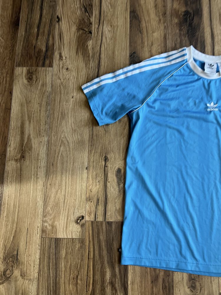 Adidas Originals size L