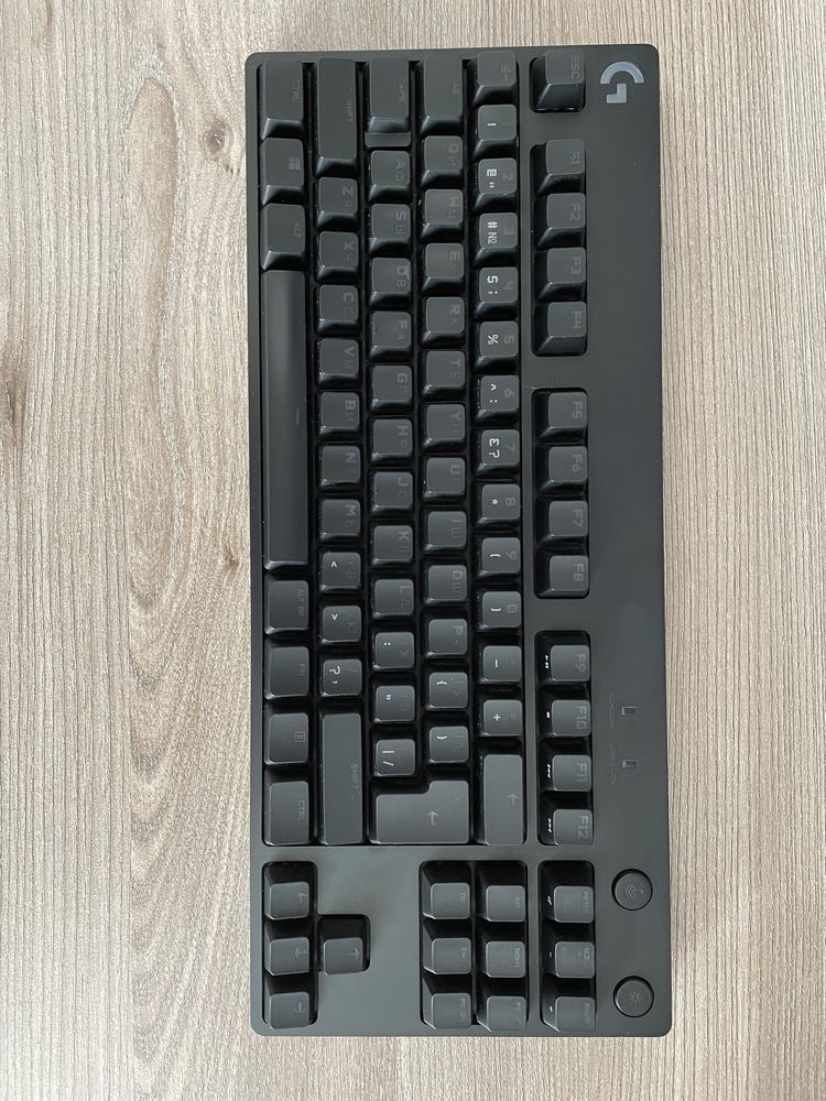 Клавиатура Logitech G Pro