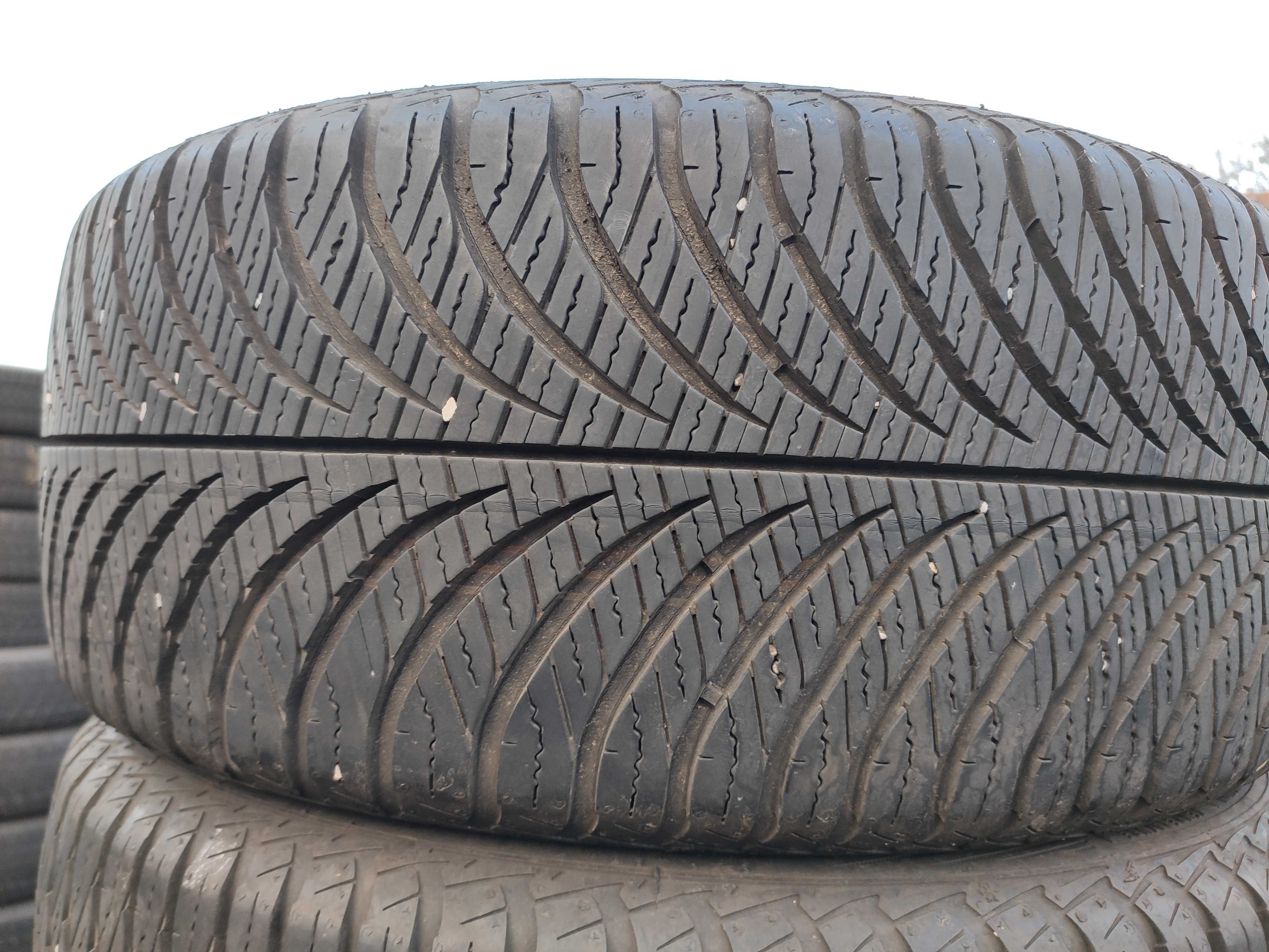 2бр Всесезонни гуми 195 50 15 - Goodyear