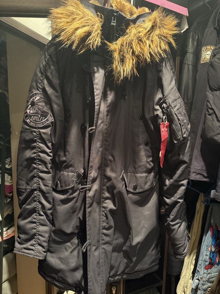 Парка/курка на “Alpha Industries Explorer - Black”