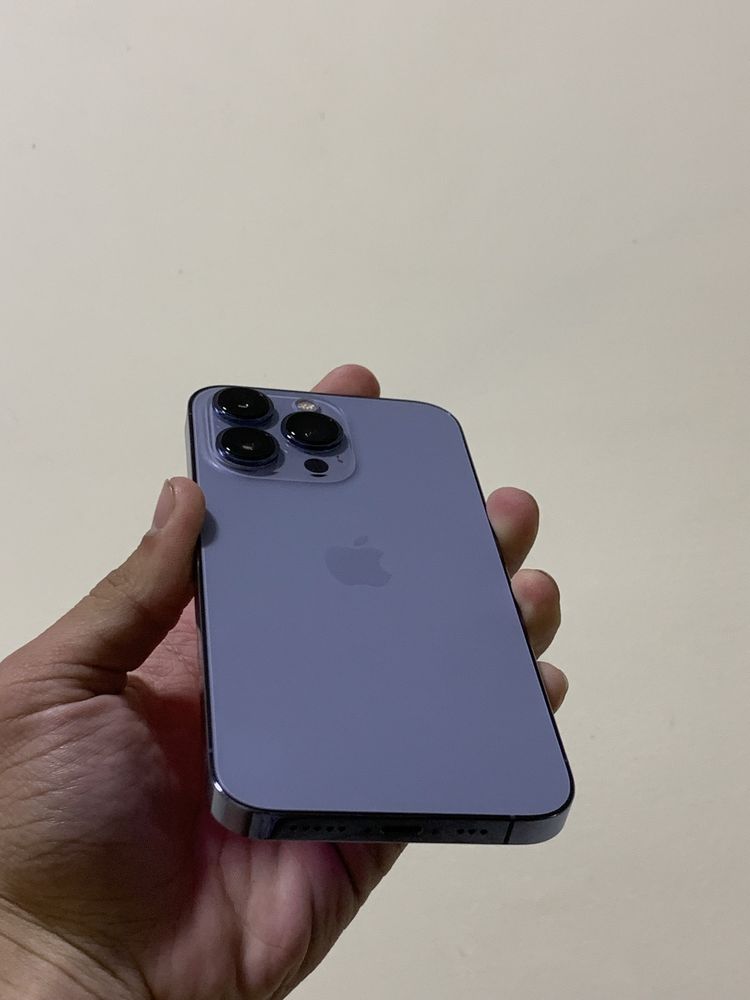 IPhone 13 pro BLUE