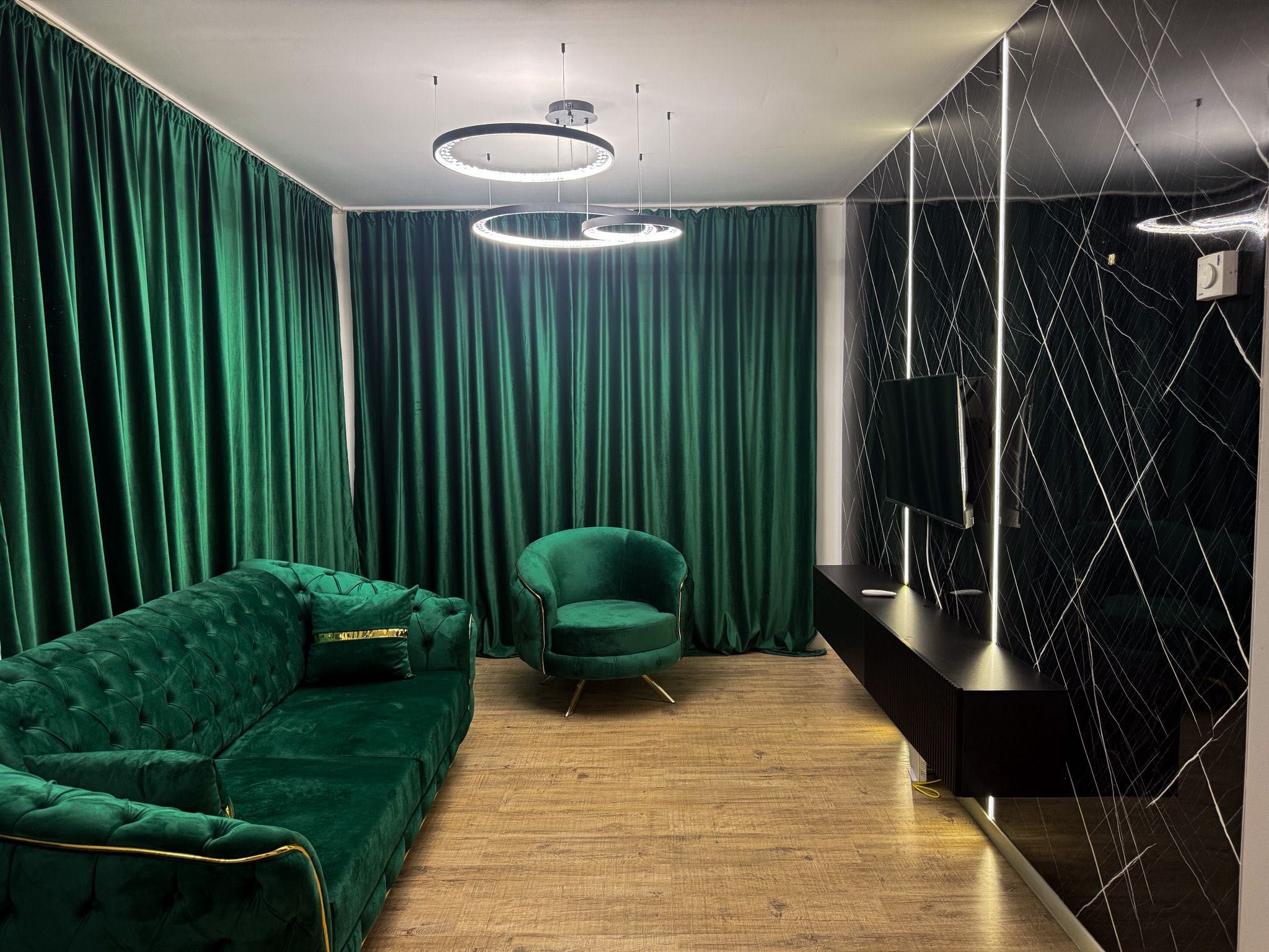 Închiriez apartament H Pipera Lake