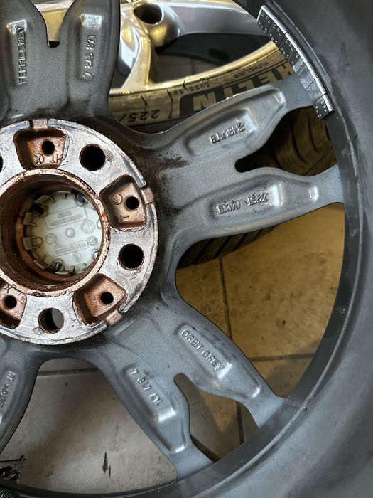 Jante BMW M Style 436 Orbit Grey 18” 2 latimi