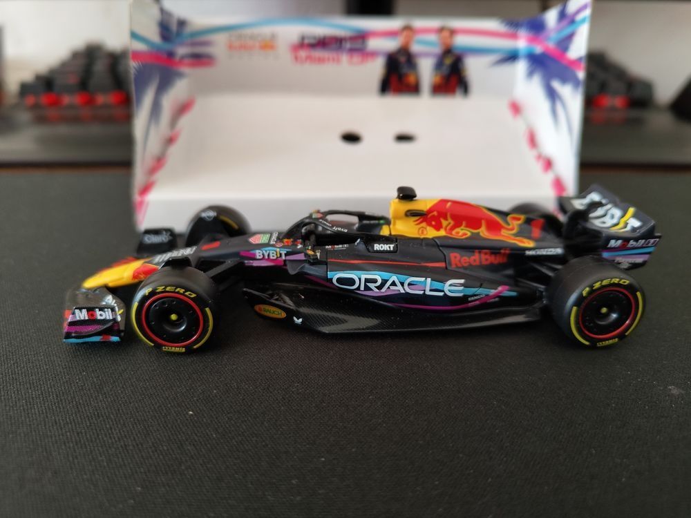 Formula 1 Red Bull Racing model 1/43