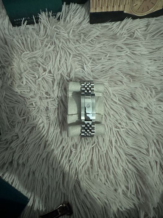 Ceas rolex le vand pe amandoua