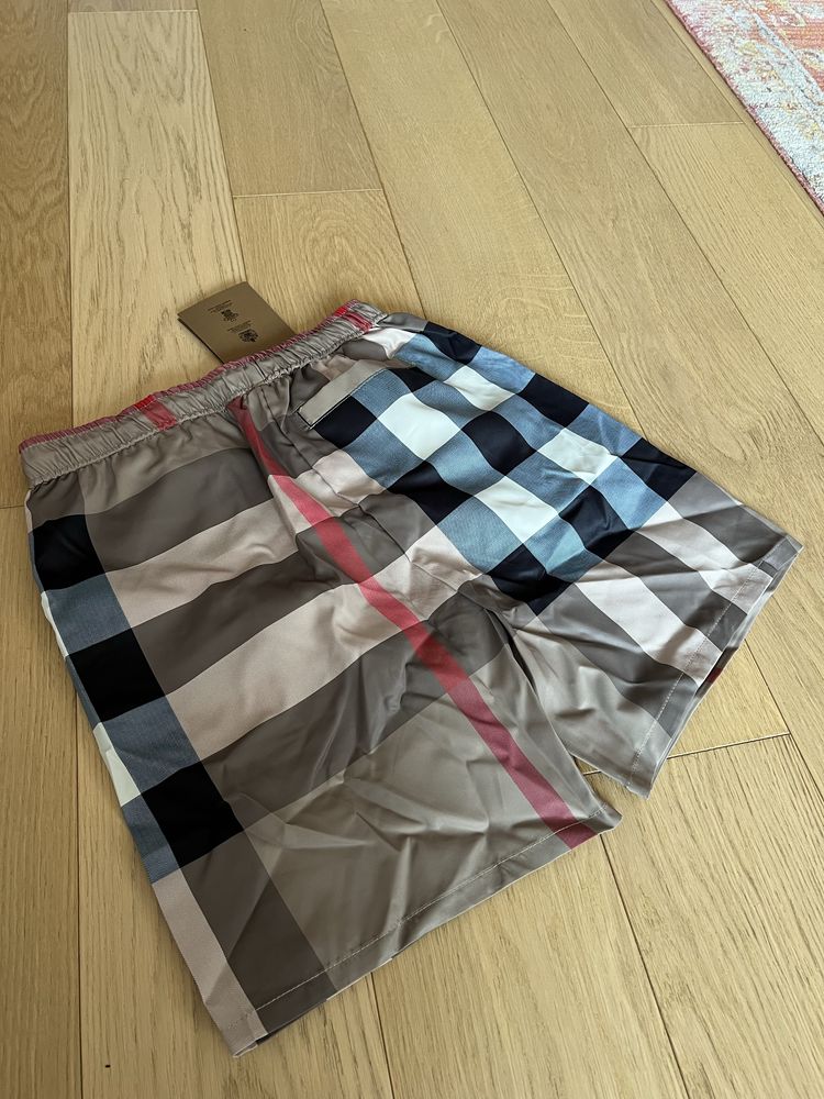 Burberry бански