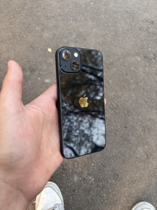 iPhone 13, midnight