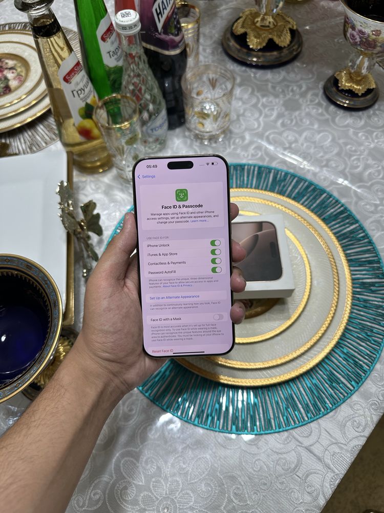 Iphone 16 pro max 100% idael