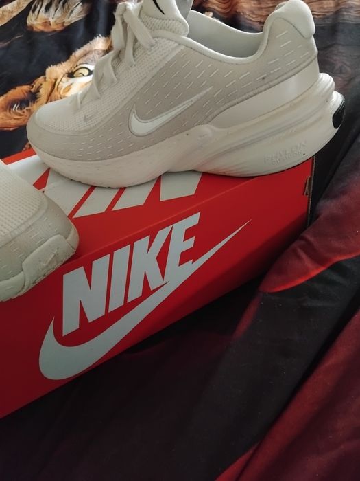 Чисто нови дамски Nike -38 1/2