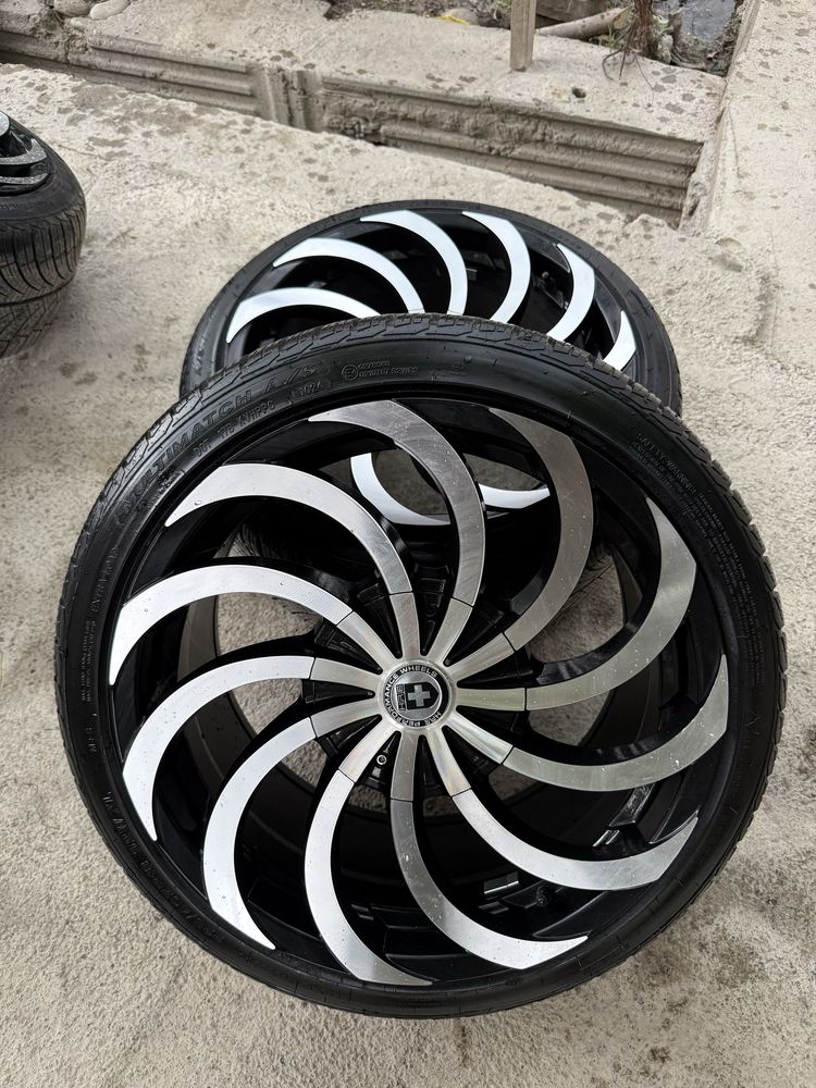Azara Saka diska R18