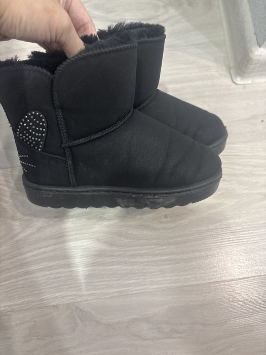 Уги детские в идеальном состоянии