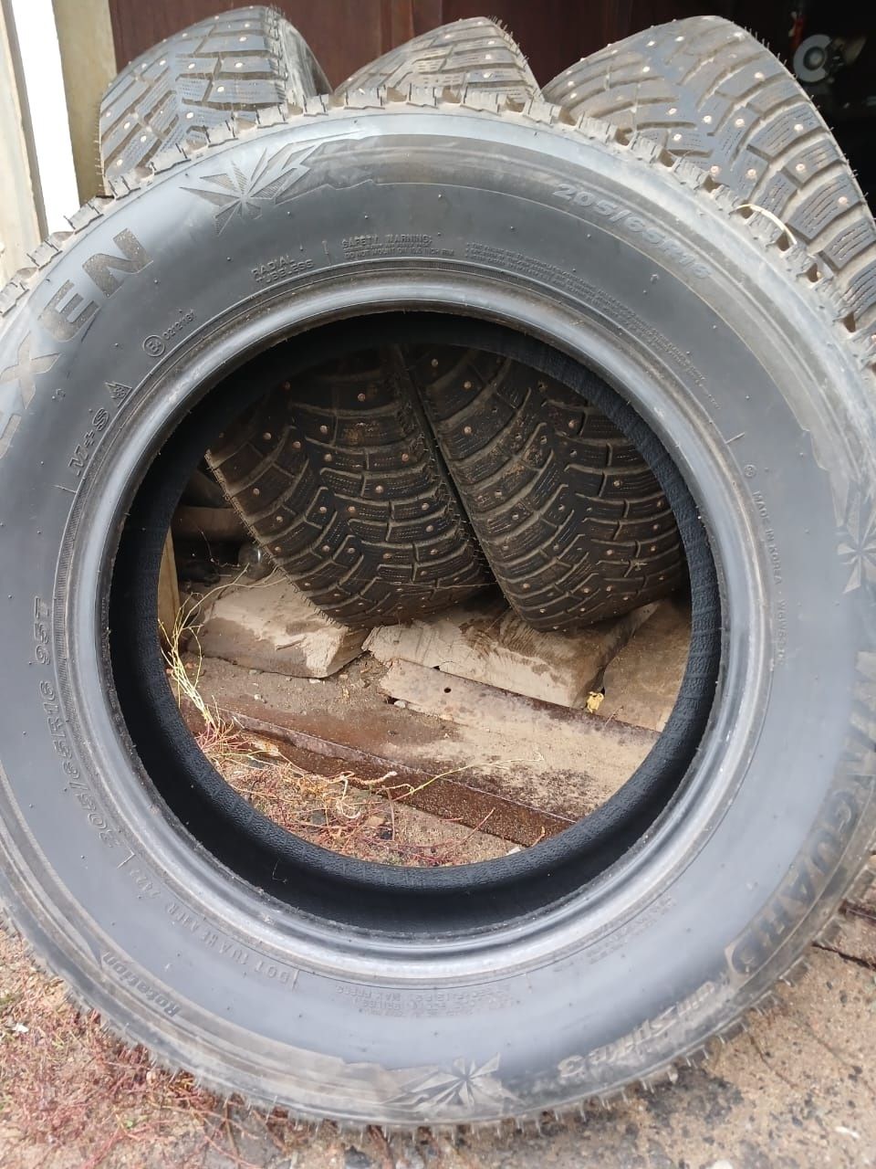 Продам колеса  205/65 R16