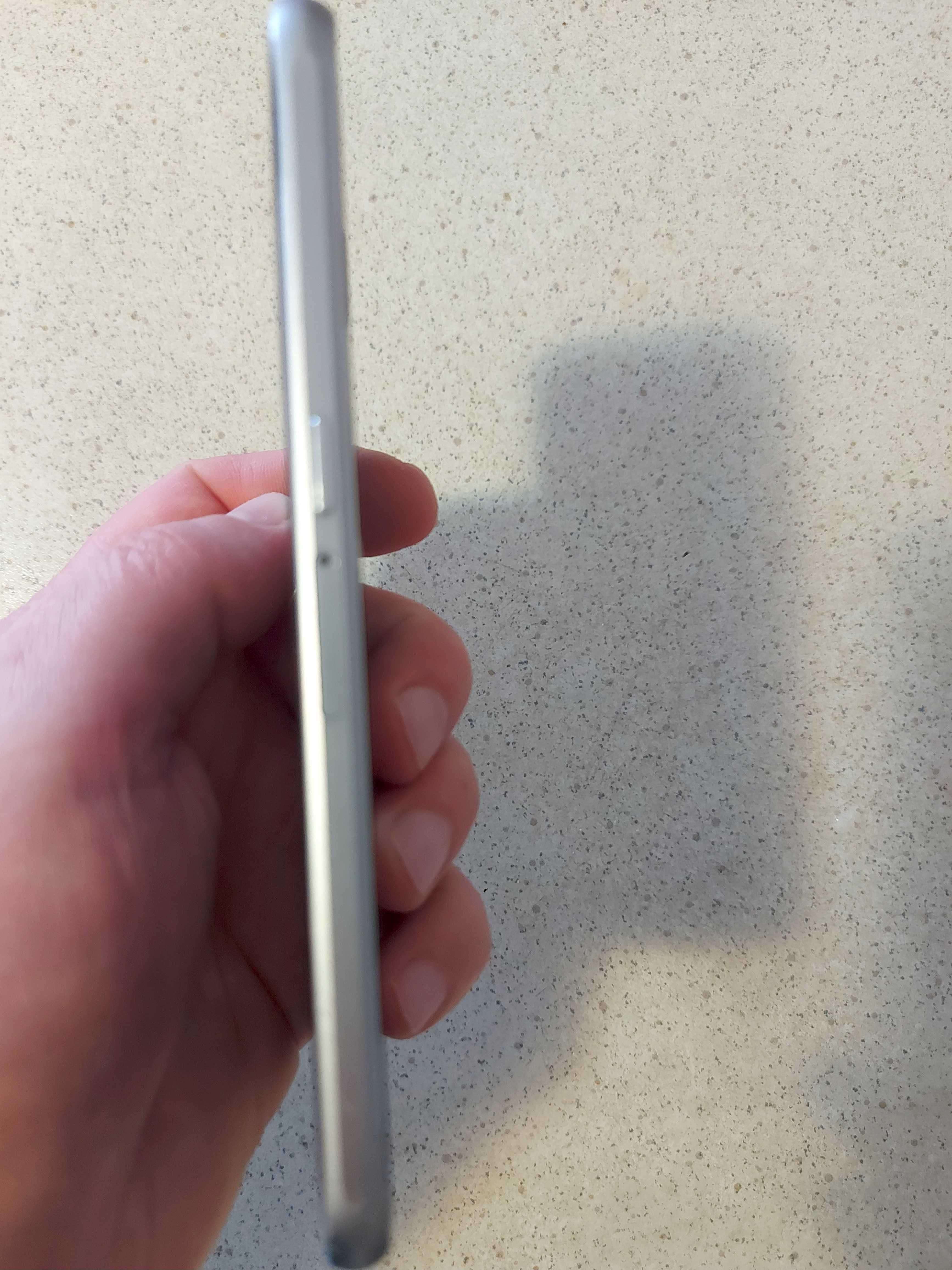 Samsung Galaxy S6, functional