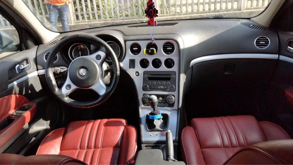 Alfa Romeo 159 combi1,9 JTDM 16V , jante aliaj, interior piele,2 chei