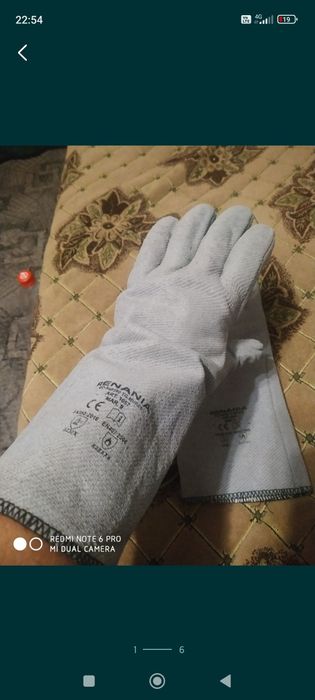 Mănuși care rezista la temperaturi ridicate