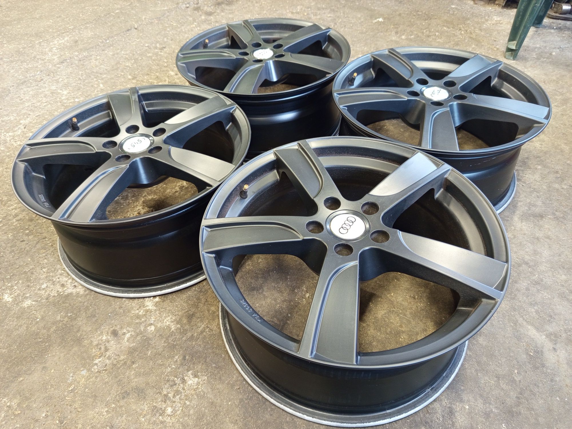 18" Audi A4 A6 Q5 Джанти за Ауди 5x112