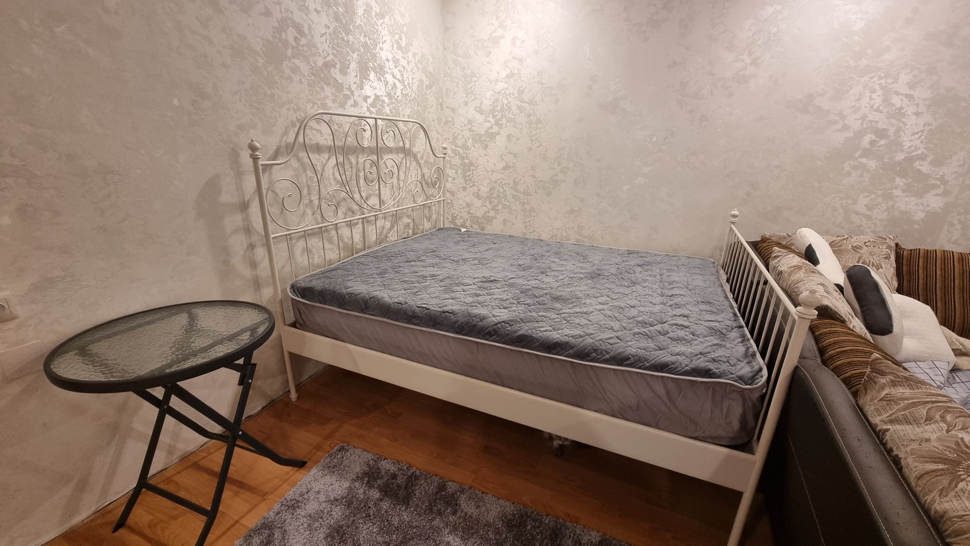 Кровать ИКЕЯ с матрасом