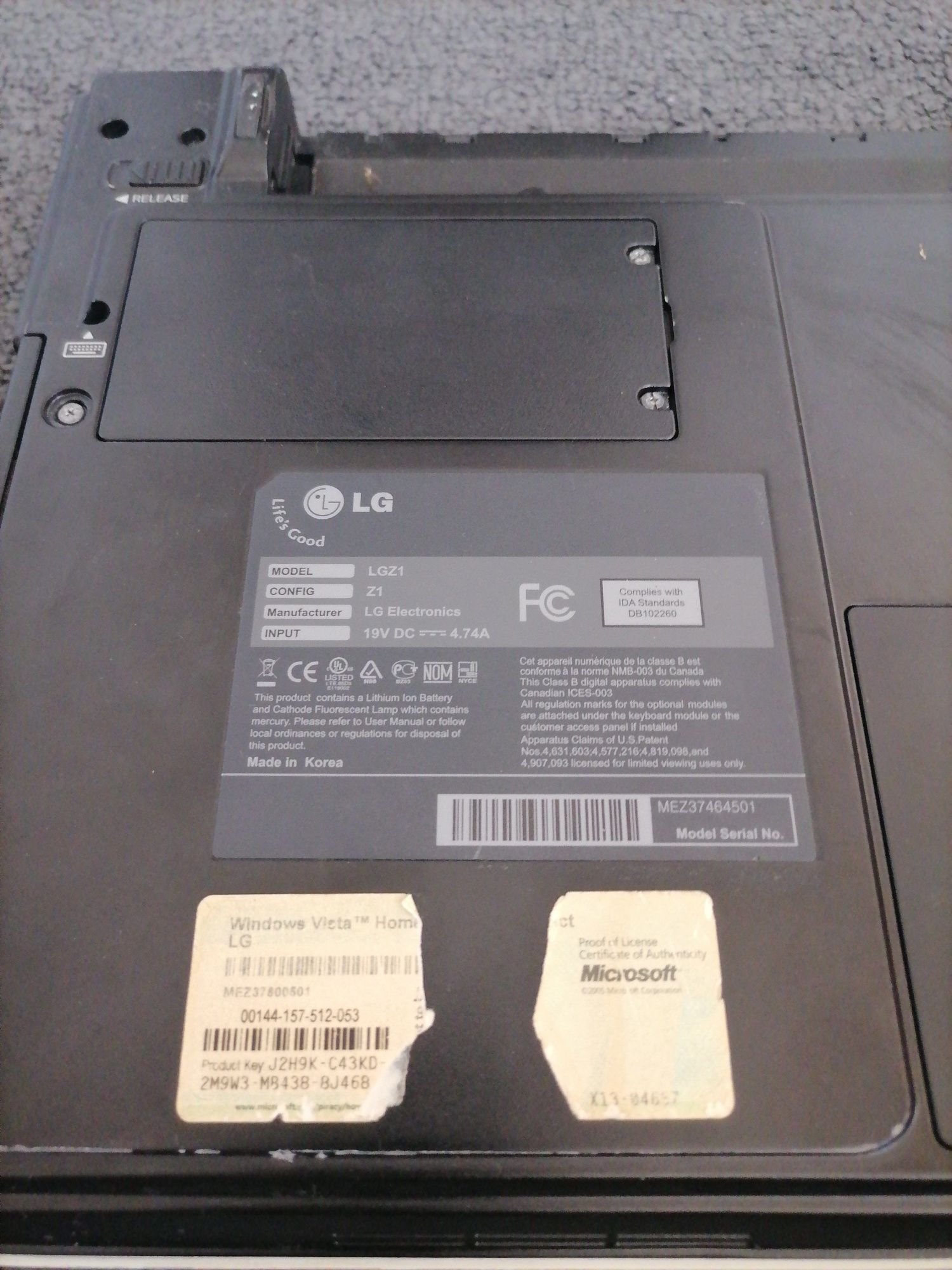 Laptop LG Z 1 PRO