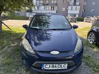 Ford fiesta avariat