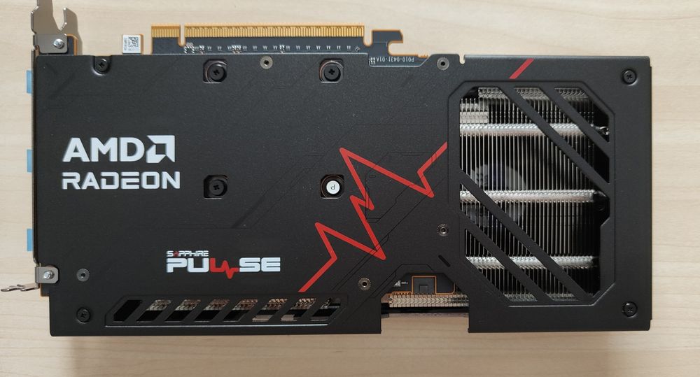 Placa video Sapphire Pulse RX 9060 XT 8GB
