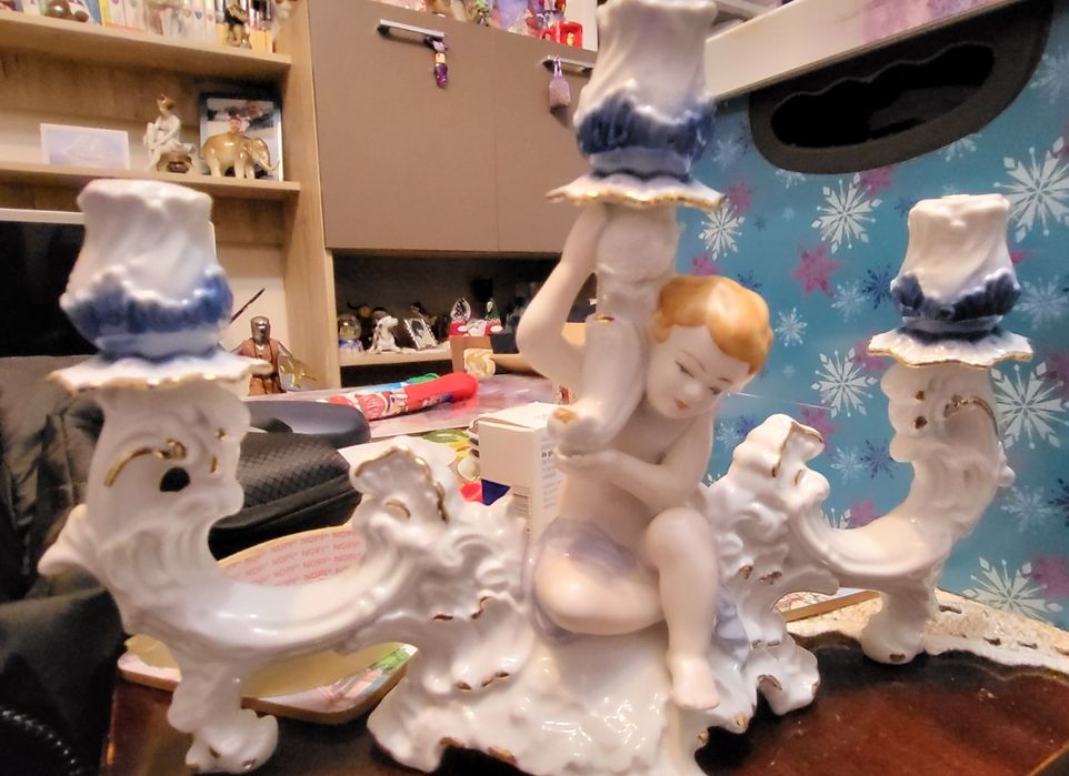 Vând un bibelou porțelan