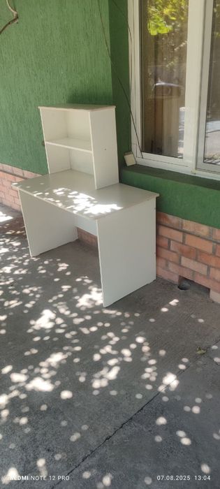Продам писменый стол