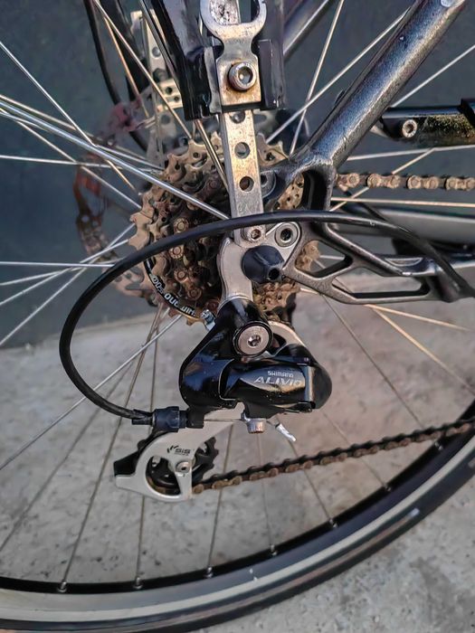 28" алуминиев градски трекинг велосипед L размер хидравлични спирачки