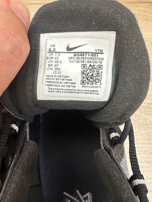 Маратонки NIKE AIR MAX 270 REACT