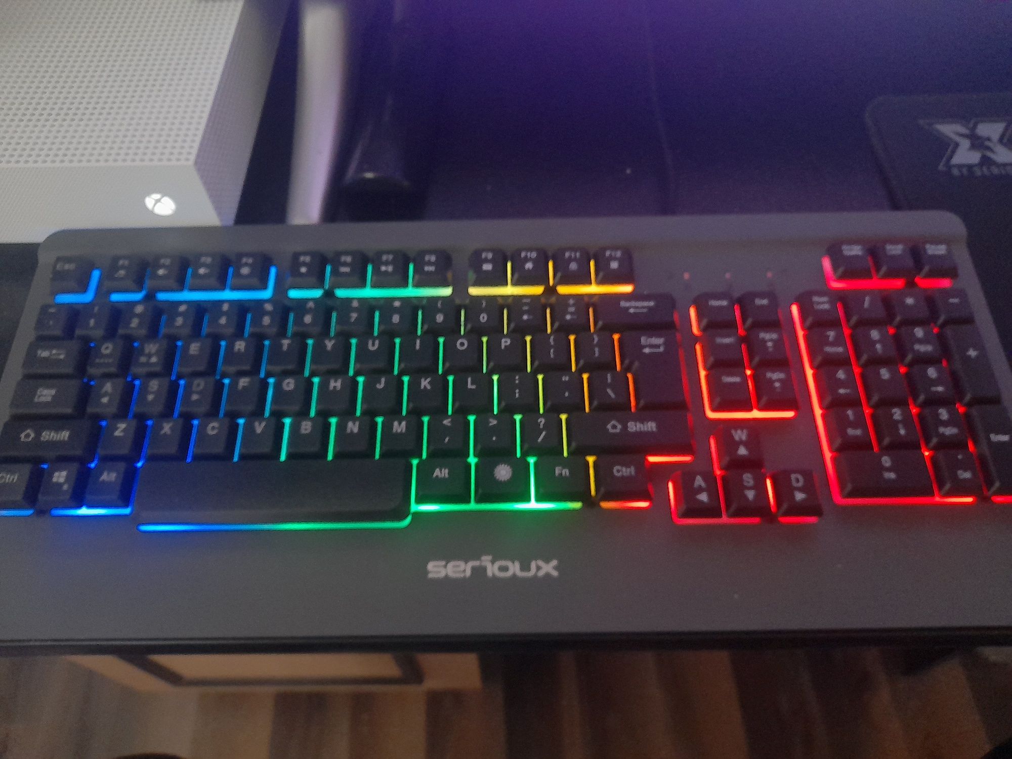 Tastatura rgb serioux