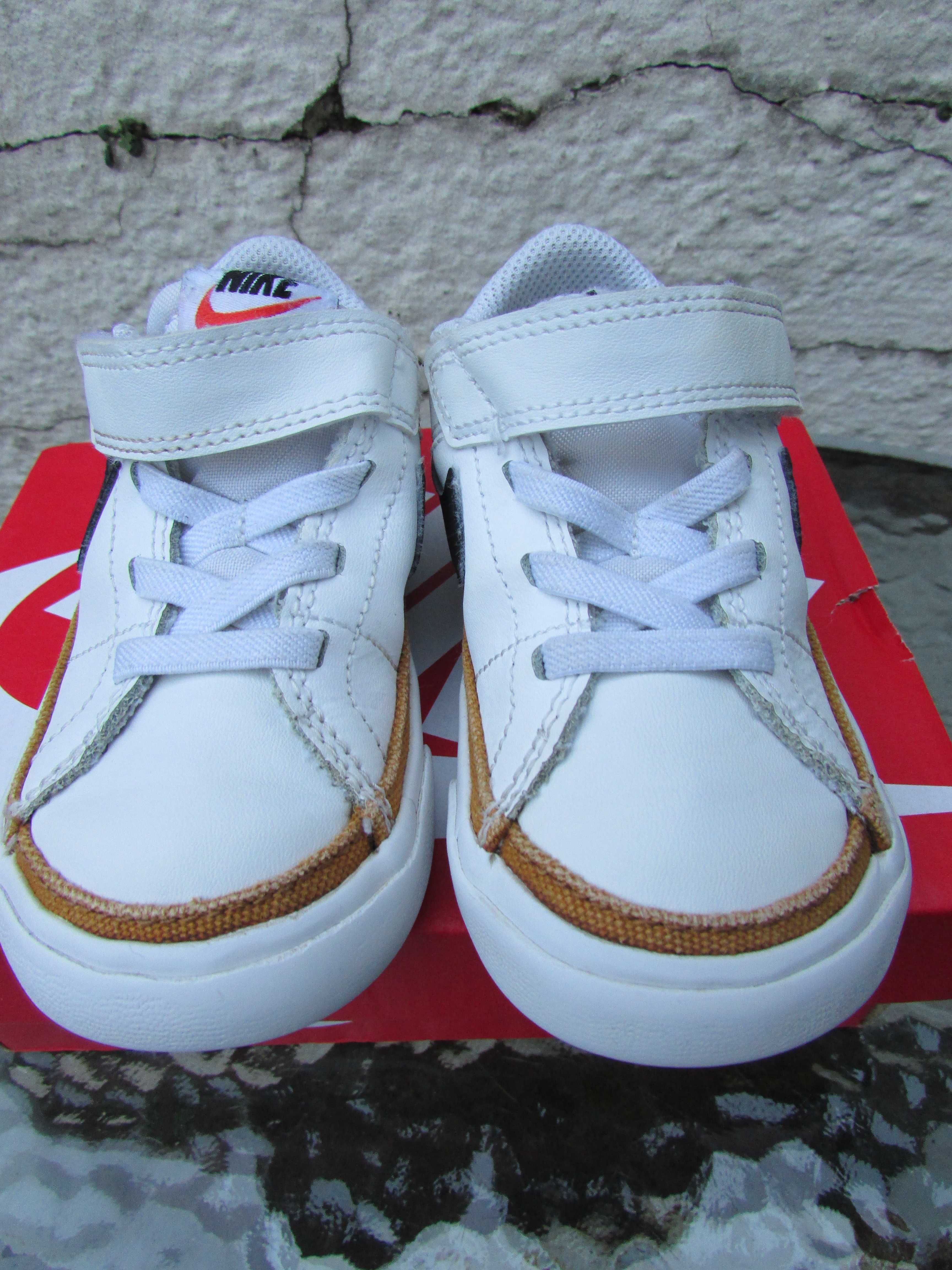 Детски маратонки Nike Court Legacy