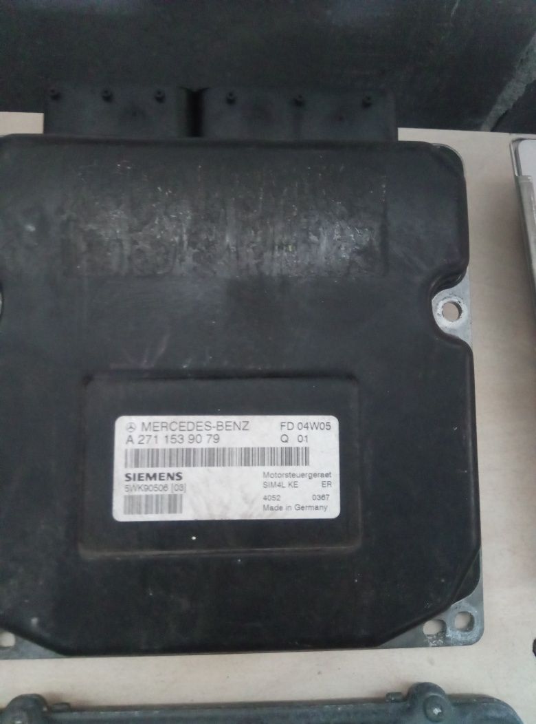 Компютър за Мотор / Двигател ECU за Мерцедес  Mercedes