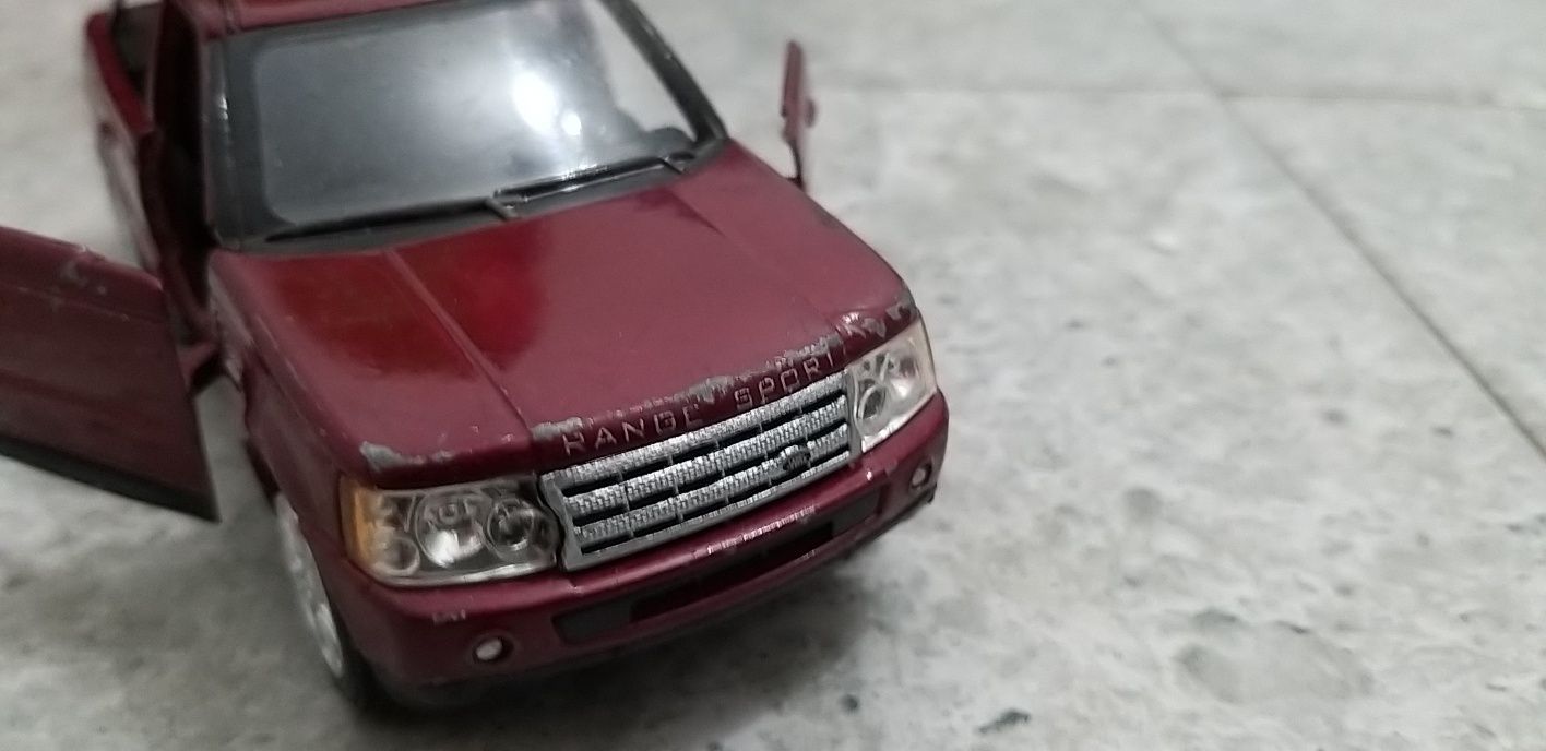 Range Rovermetal model deosebit