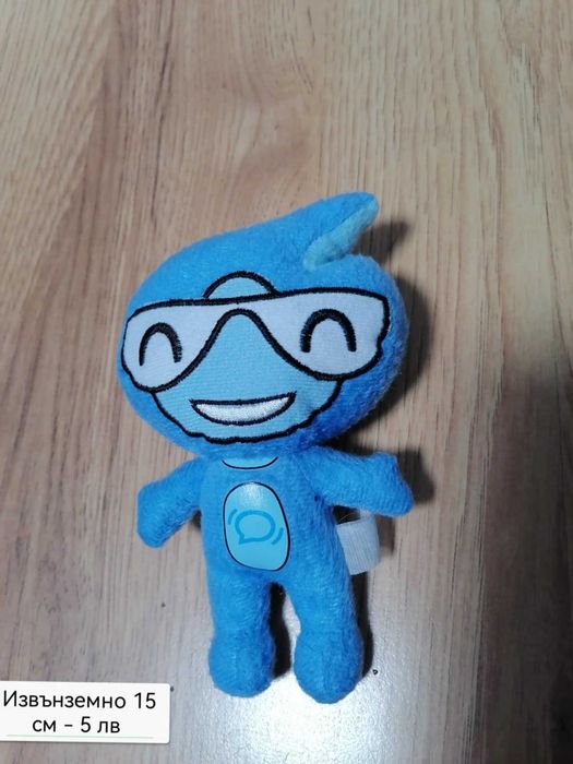 плюшени играчки цена 5 лв или 2,5 Е