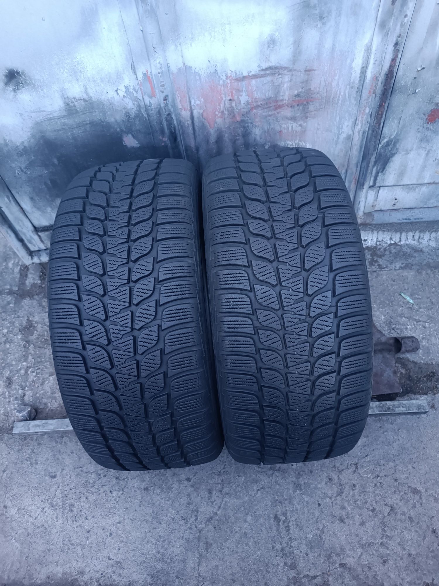 245/45/17 Bridgestone