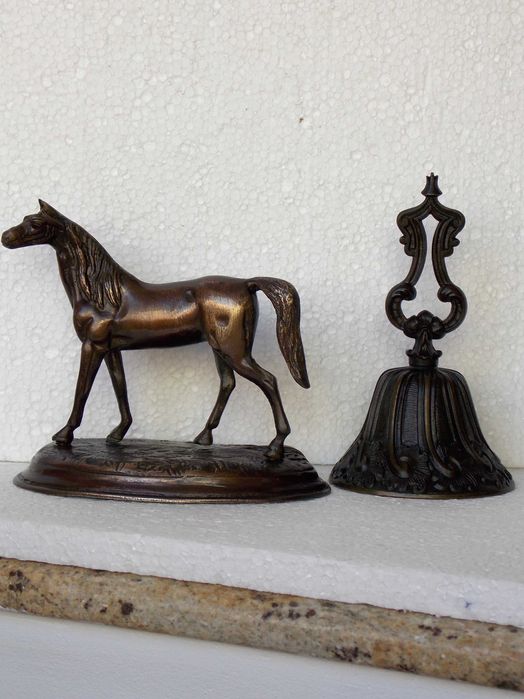 clopotel cca.1850,patina veche bronz arta antichitati sec.XIX handmade