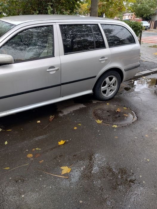 Skoda Octavia Break 1,6 benzina