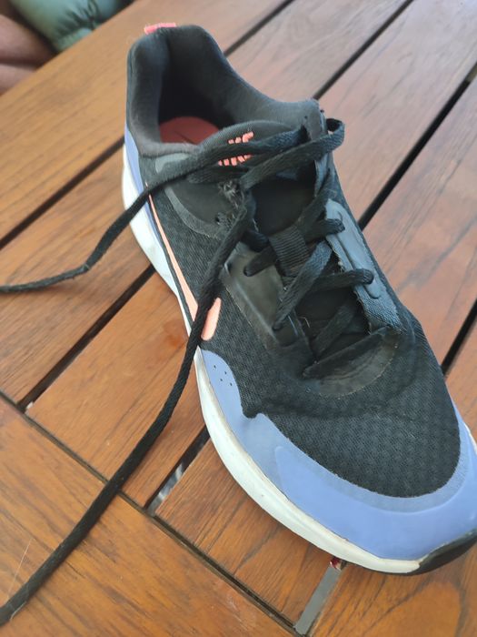 Nike mărimea 38 .