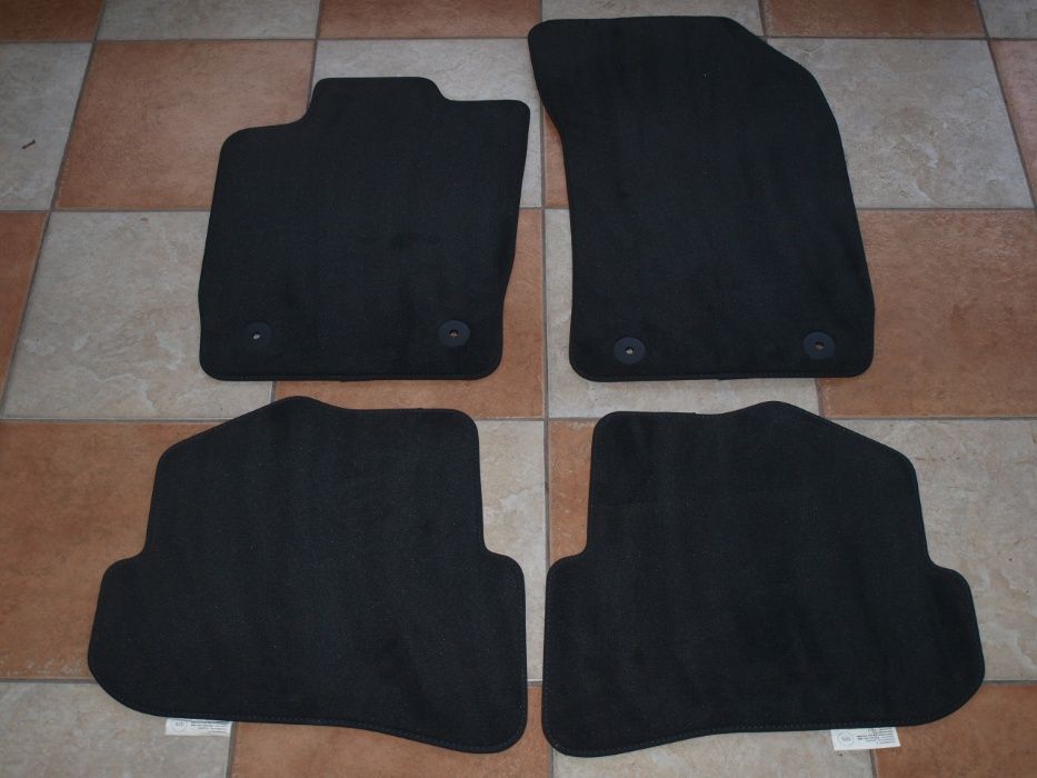 Set covorase originale AUDI A1 Negru - Originale Audi - NOI